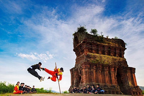 1f333c7f0_tacphamdatvotacgiahoangbichnhung.jpg