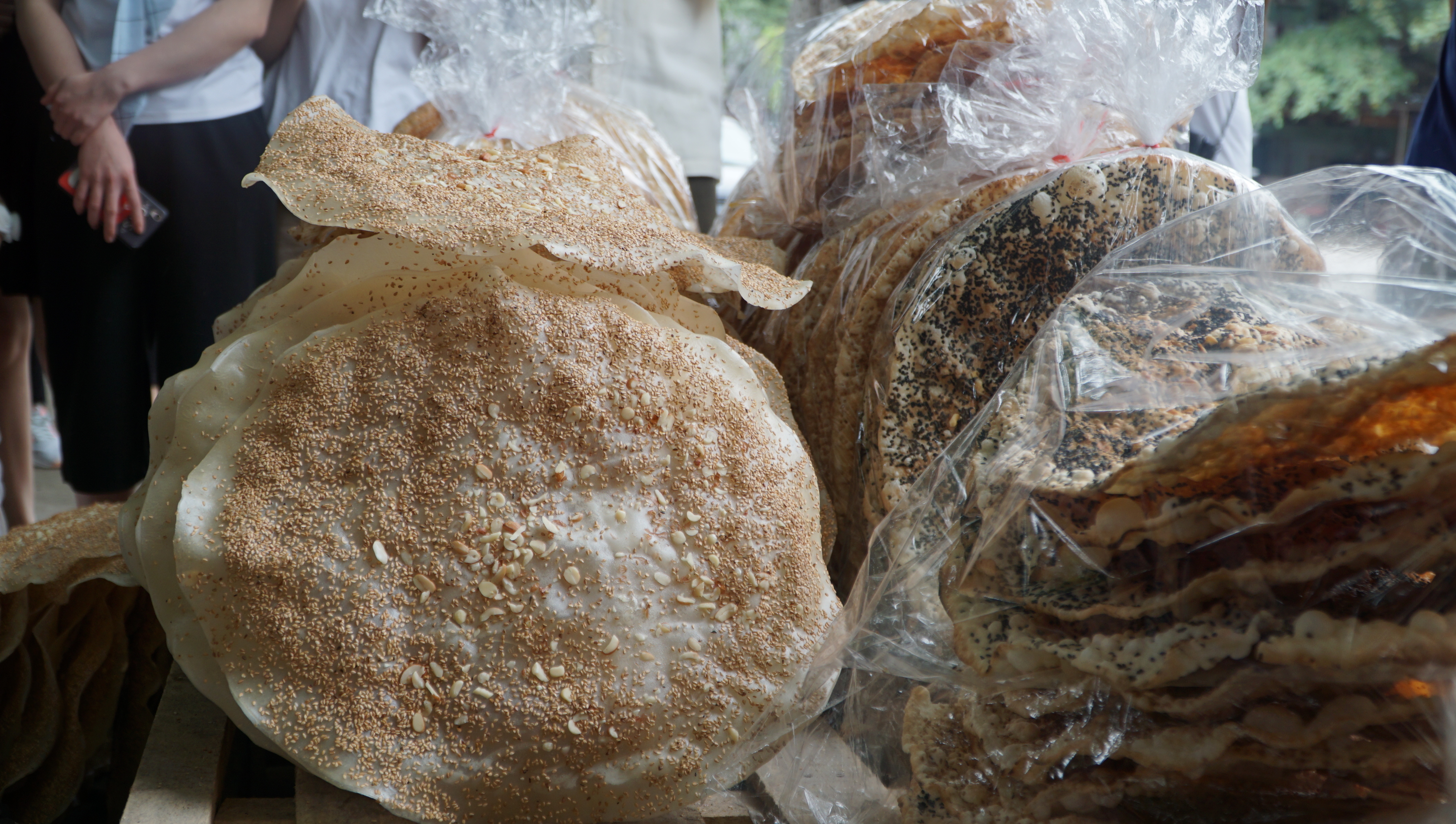 d754cb6dd_bia_banh.jpg
