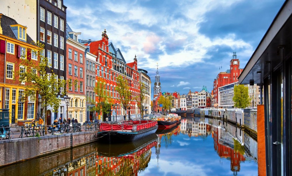 13299bd55_riverhousesinamsterdamnetherlands.jpg