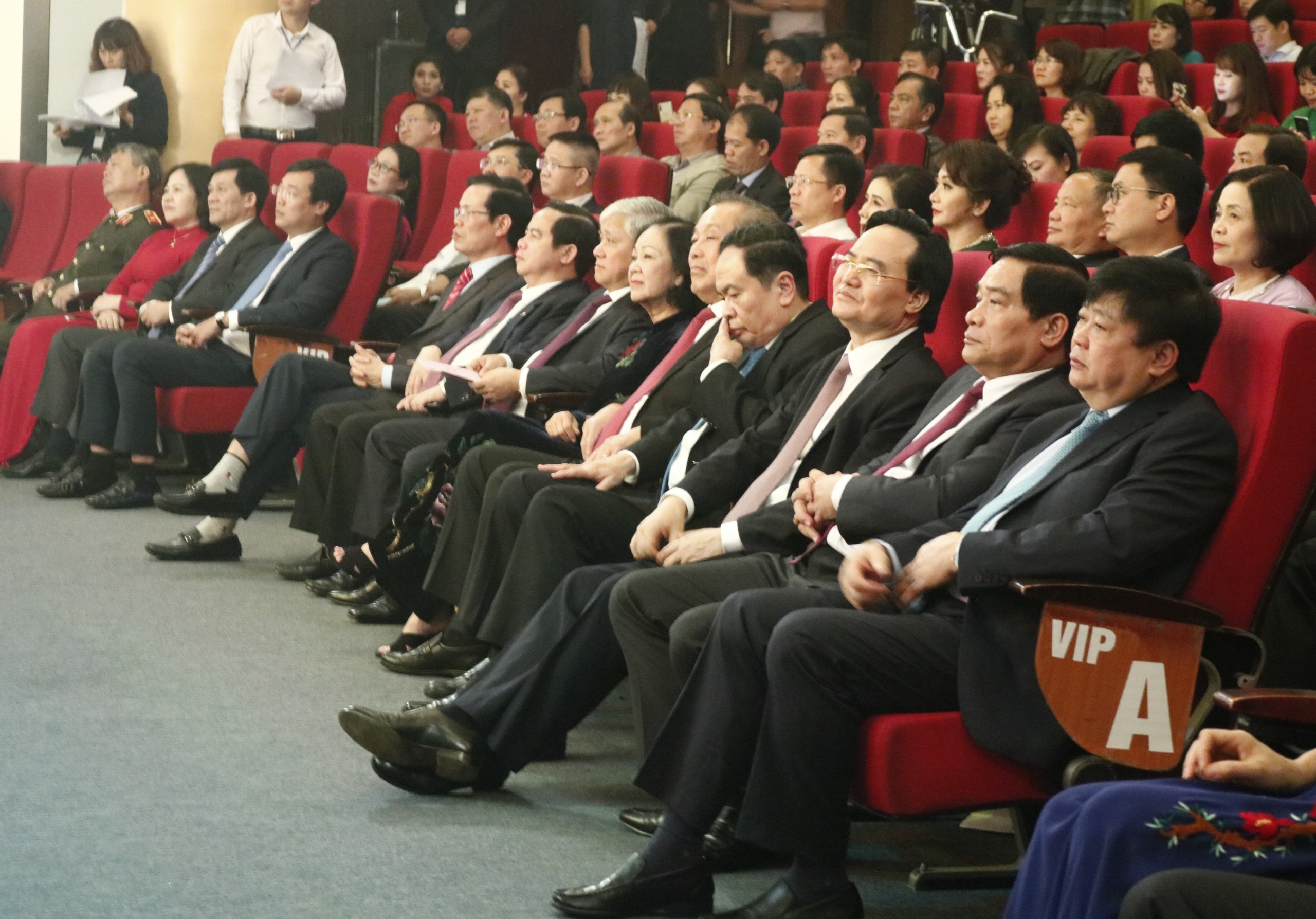 d92bef180_7ea462d3df70392e6061.jpg